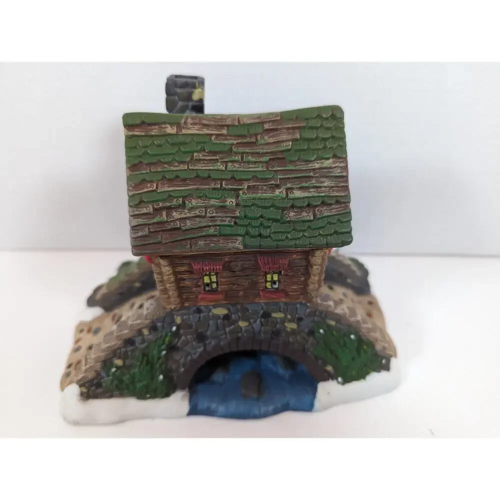 Stone Bridge With House 2001 Santa's Workbench Collection MIB